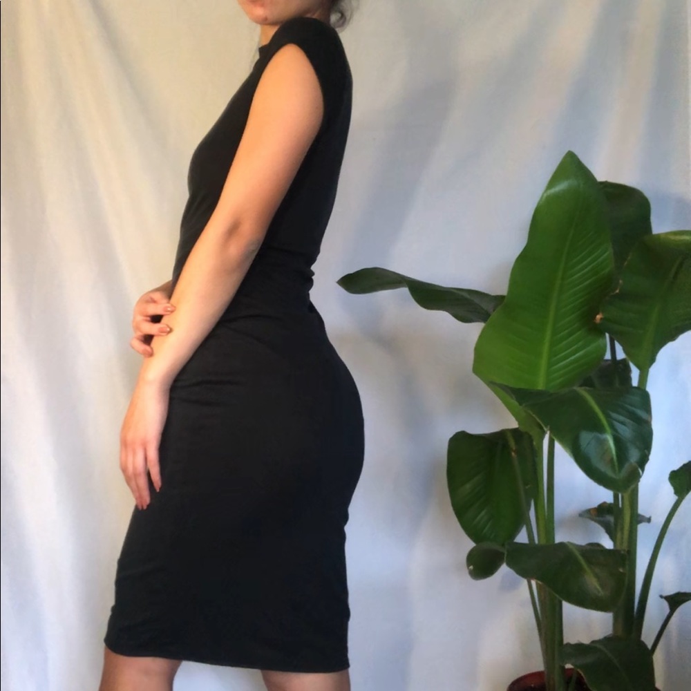 Charcoal Bodycon Dress 🔥 - Picture 2 of 2